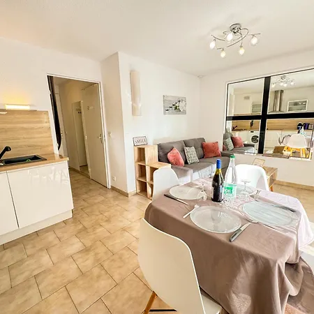 L'echappee Verte - T2 - Confort -piscine - Tennis- Parking - Climatisation - Sudsejourconciergerie Canet-en-Roussillon