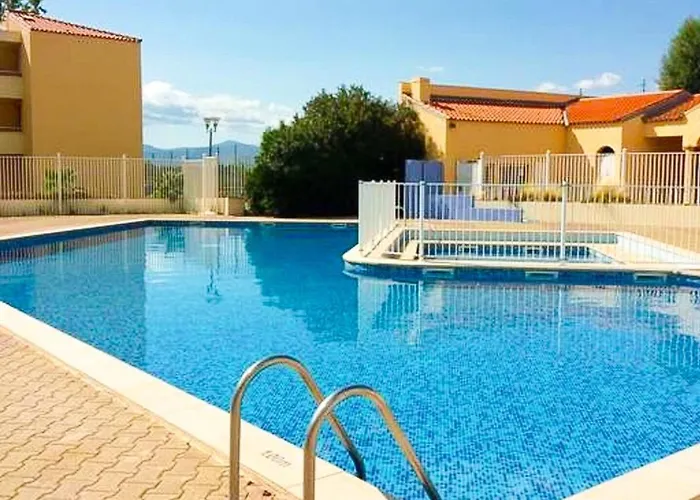 L'echappee Verte - T2 - Confort -piscine - Tennis- Parking - Climatisation - Sudsejourconciergerie 아파트